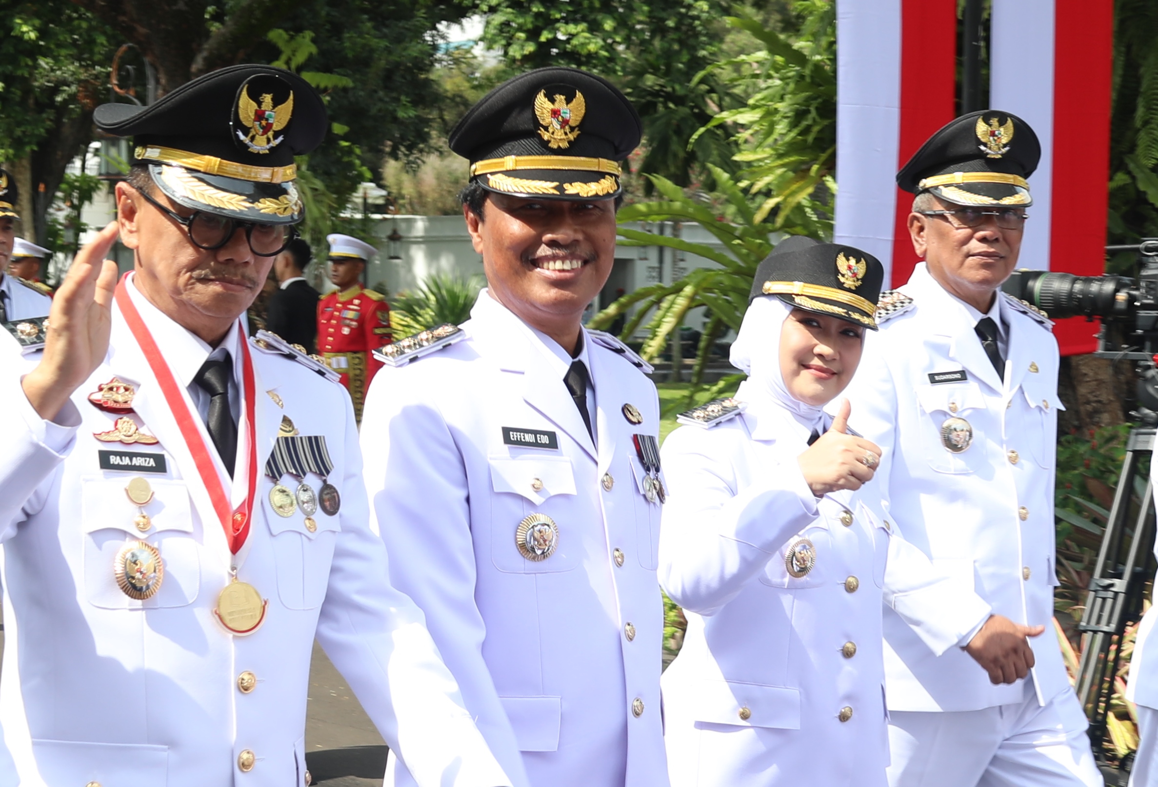 Effendi Edo dan Siti Farida Resmi Dilantik Sebagai Wali Kota dan Wakil Wali Kota Cirebon