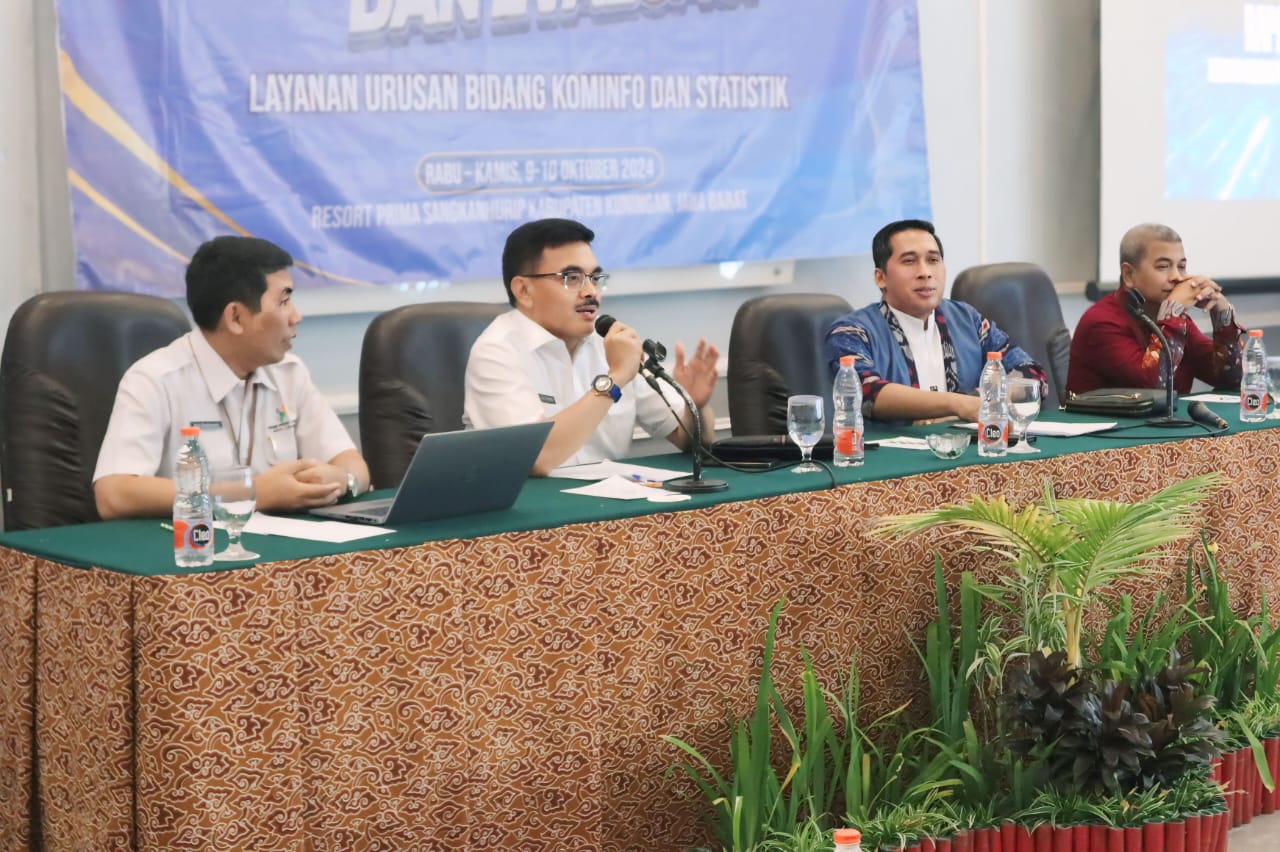 Monev Layanan Kominfo dan Statistik, Pj Sekda Dorong Optimalisasi Teknologi dan Perencanaan Digital yang Matang