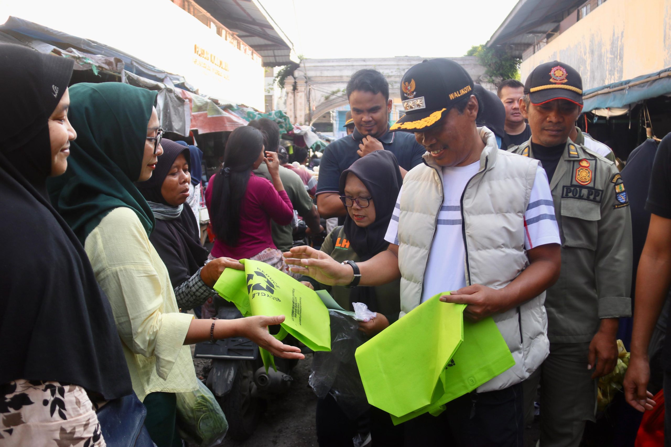 Hari Lingkungan Hidup 2025, Kota Cirebon Serukan Gerakan Hentikan Polusi Plastik