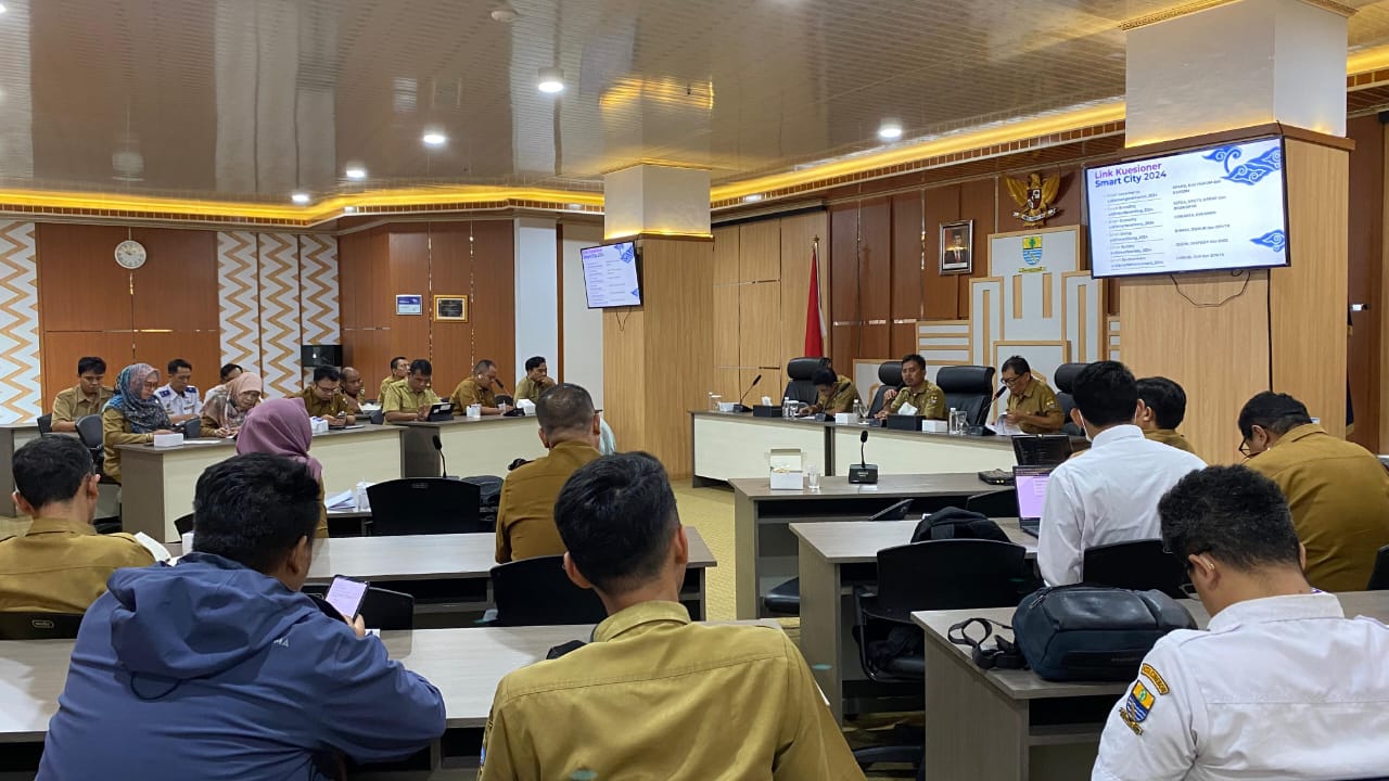 Menuju Kota Cerdas: Pemerintah Kota Cirebon Gelar Rapat Persiapan Evaluasi Smart City Tahap II Tahun 2024