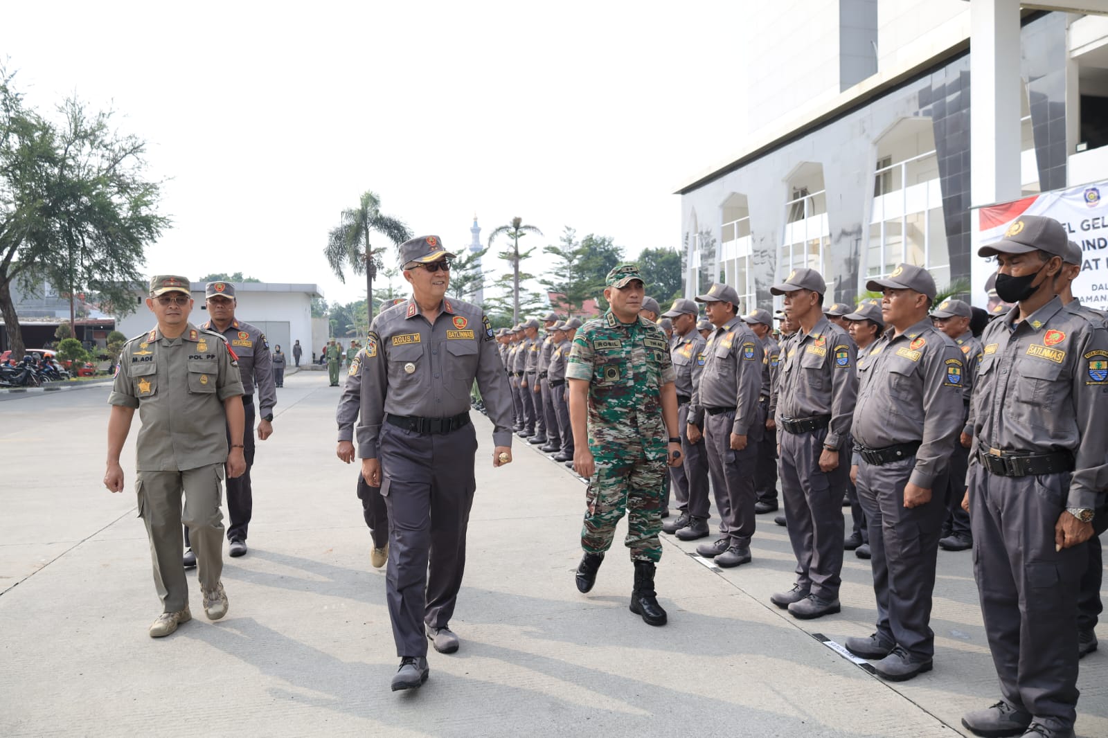 Linmas Kota Cirebon Garda Terdepan Masyarakat dalam Menjaga Kamtibmas di Pemilu 2024