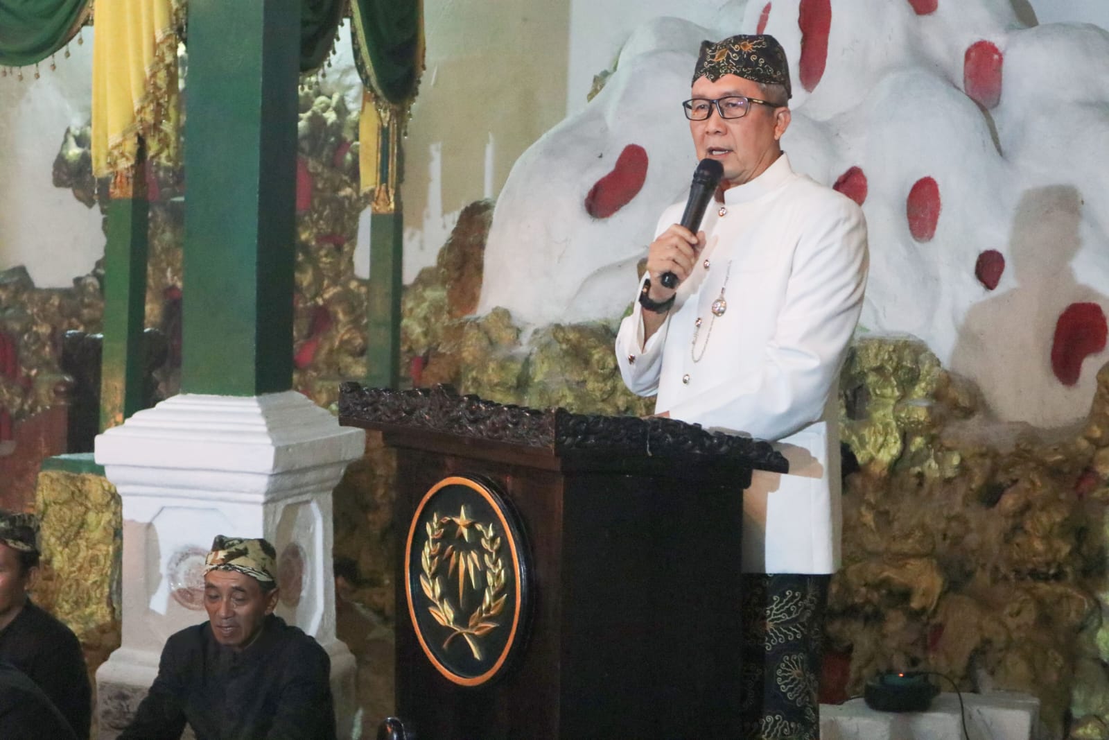 Pembacaan Babad Cirebon Beri Pesan Pendidikan Moral dan Budi Pekerti