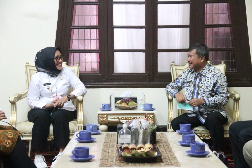 Kunjungi Kota Cirebon, Bupati Garut Apresiasi dan akan Adopsi Sejumlah Program