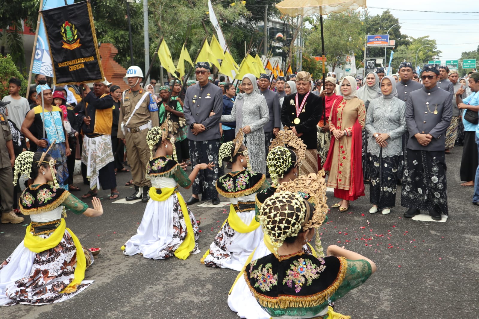 Prosesi Agung, Pengenalan Adat dan Budaya Kota Cirebon